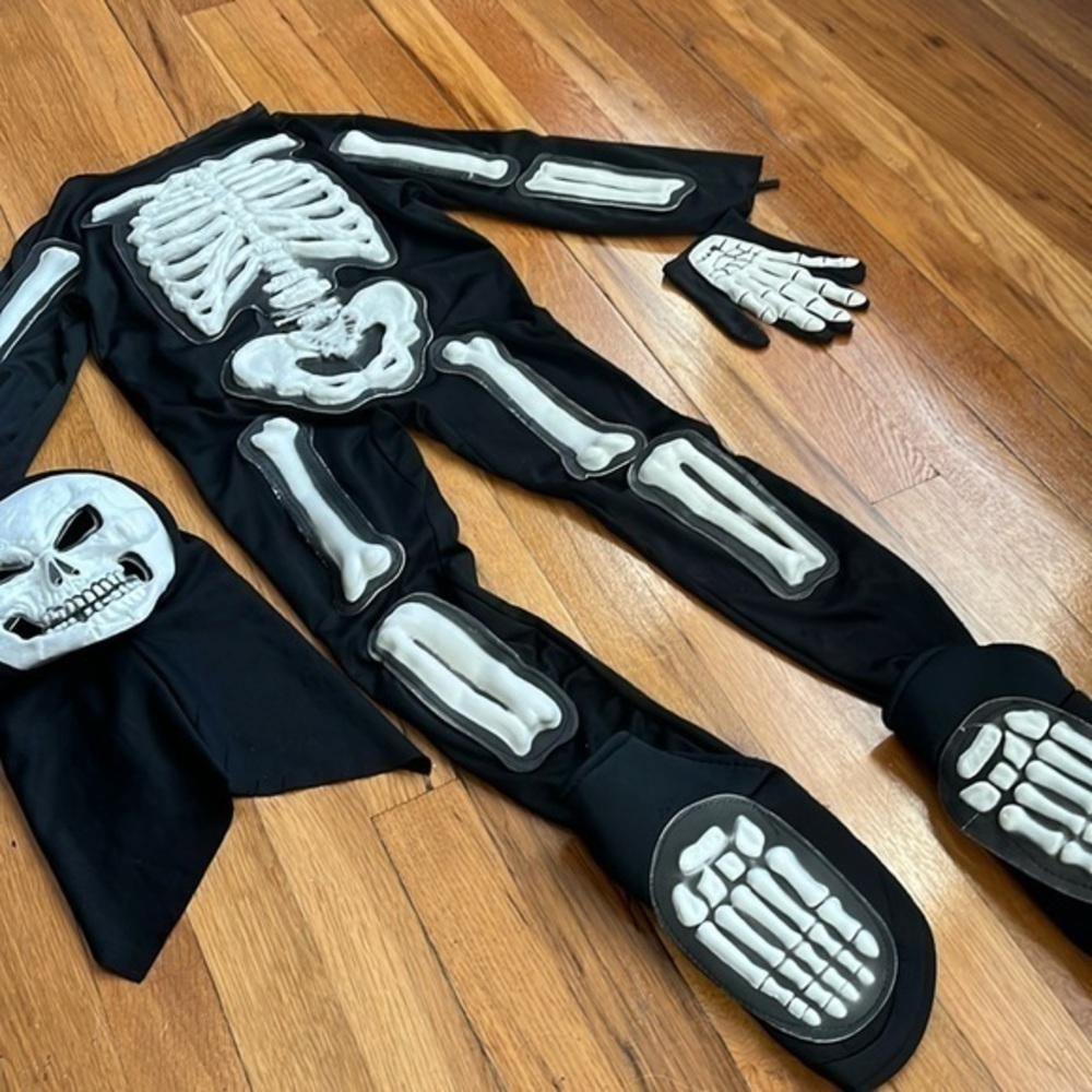 Toddler skeleton costume 3/4 T some signs of wear see pics good for Halloween. - Picture 1 of 11